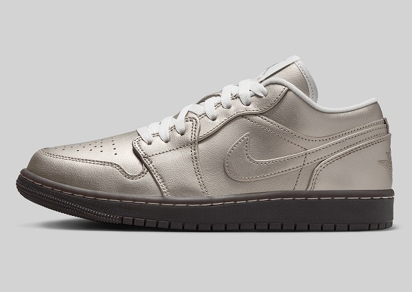 HQ3529-099 NIKE WMNS AIR JORDAN 1 LOW SE METALLIC ZINC